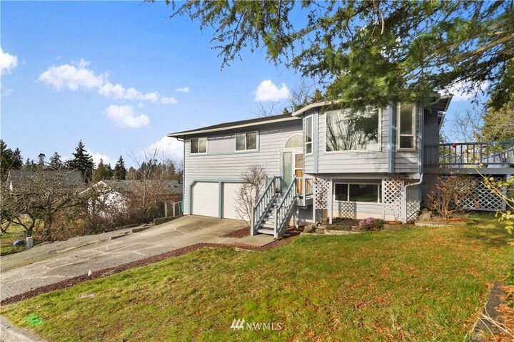 1410 S 260th Place  Des Moines WA 98198 photo
