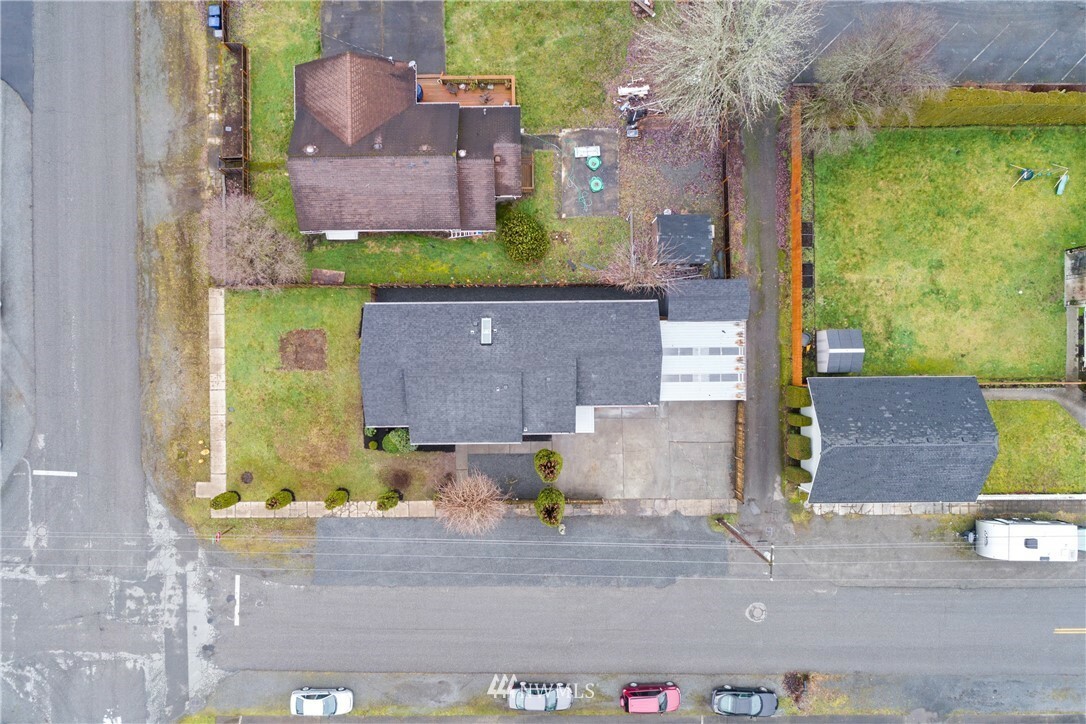 Property Photo:  103 W Wallace Street  WA 98252 