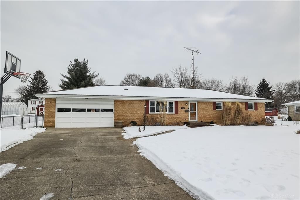 Property Photo: 130 Royal Lane OH 45323