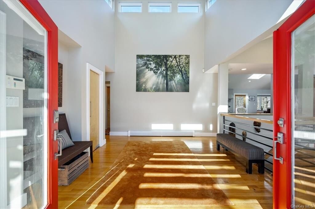 Property Photo:  206 Kuyper Drive  NY 10960 