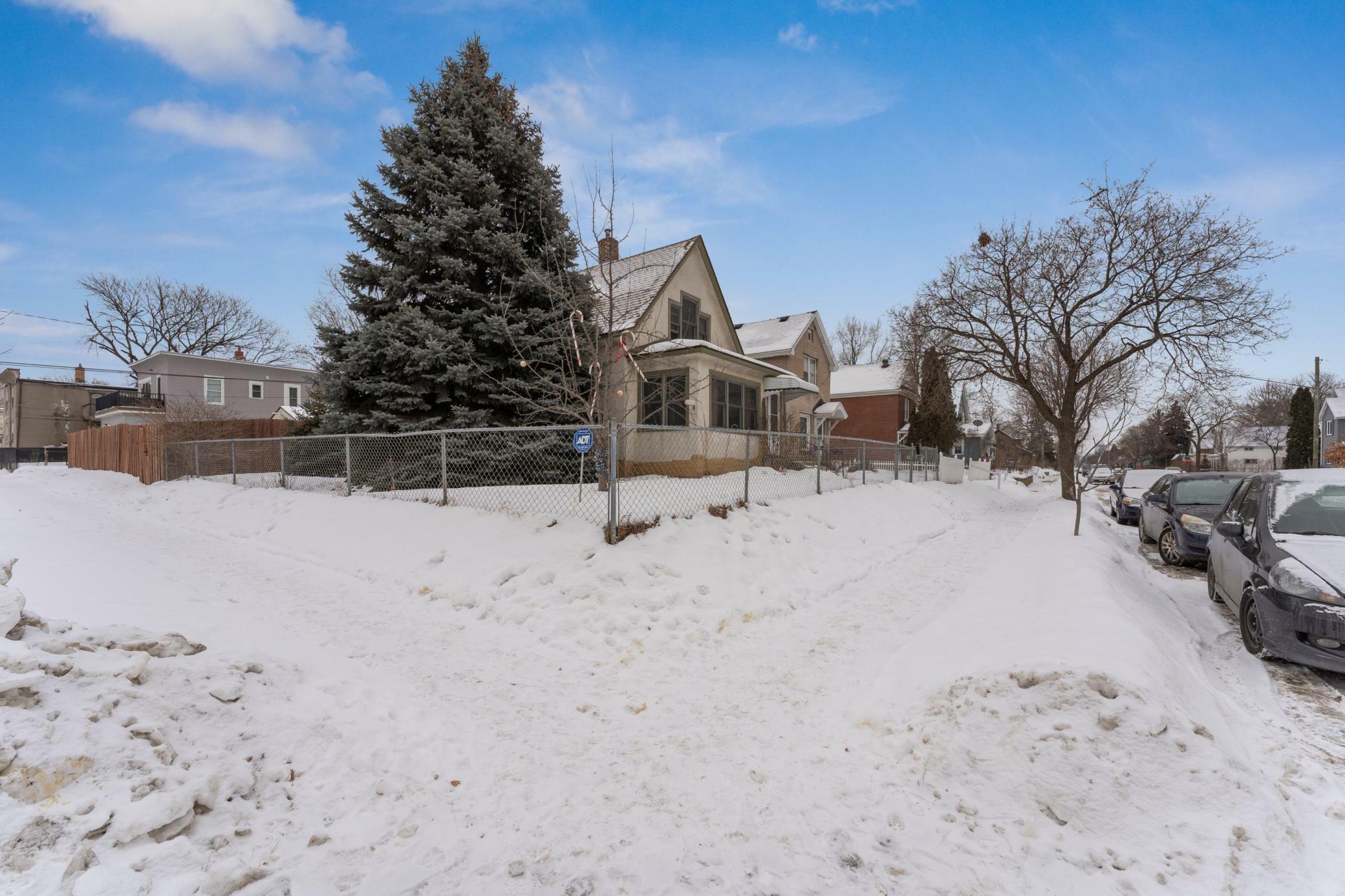 Property Photo:  2329 4th Street NE  MN 55418 