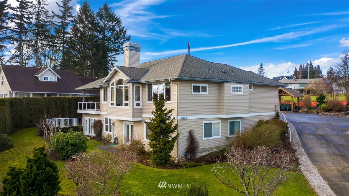 Property Photo:  6121 N Beulah Avenue  WA 98248 