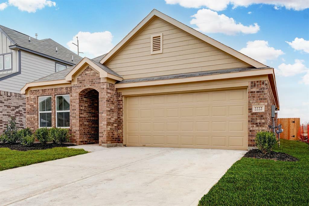 Property Photo: 2222 Sweetwater Falls Lane TX 77545
