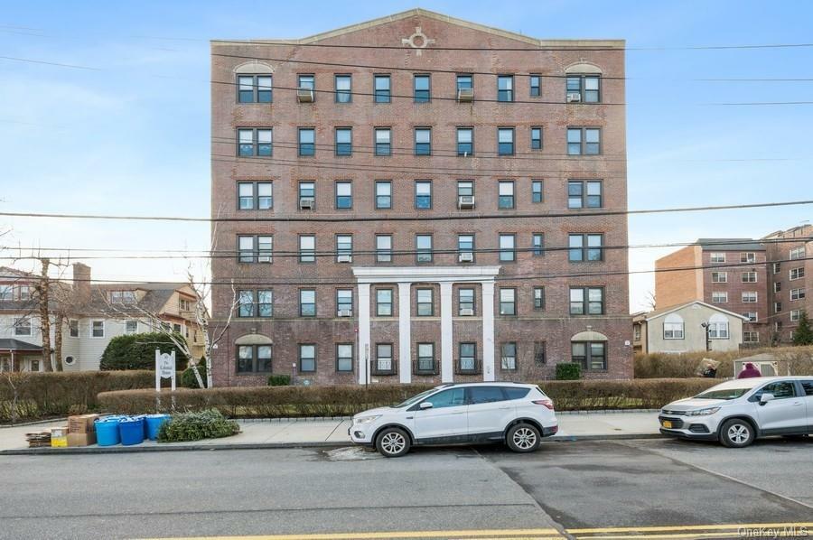 Property Photo:  167 Centre Avenue 3A  NY 10805 