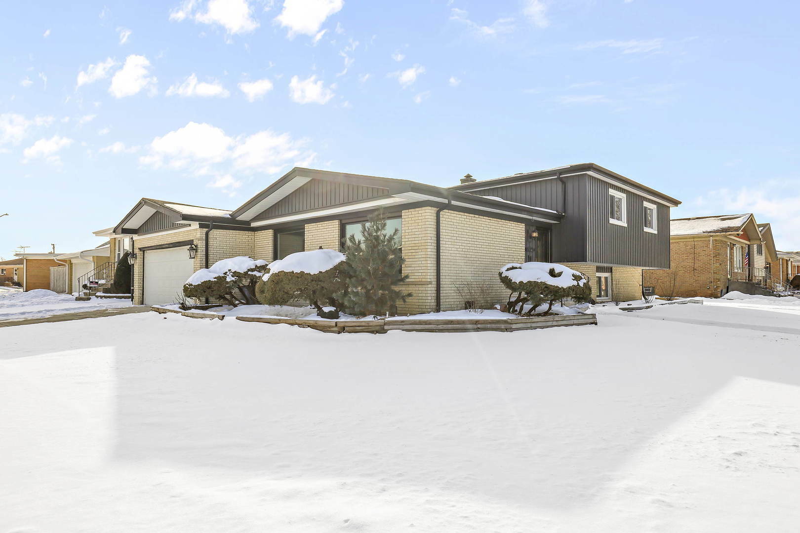 Property Photo: 9847 Eden Drive IL 60176