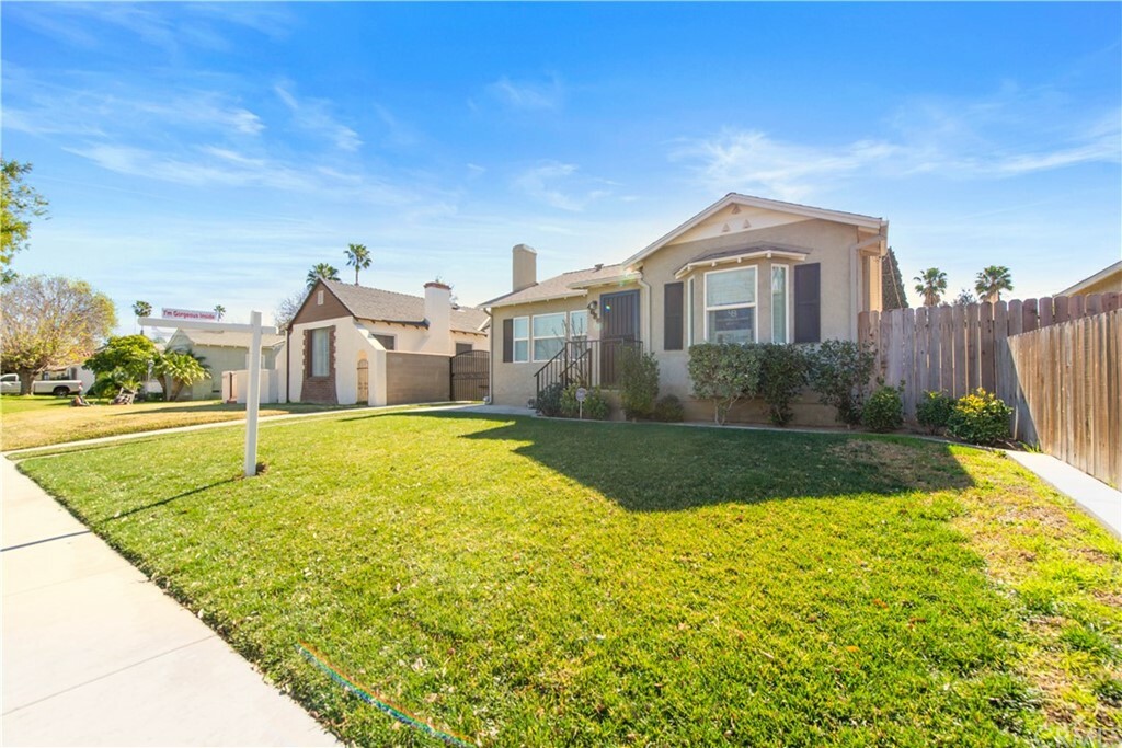 Property Photo: 4686 Merrill Avenue CA 92506