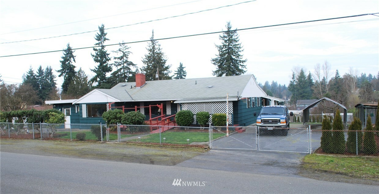 Property Photo:  432 S 206th Street  WA 98198 