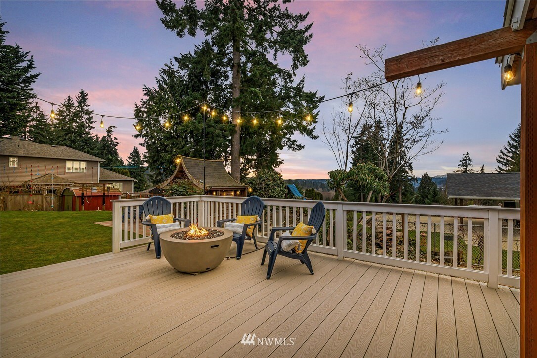 Property Photo:  8439 NE 177th Street  WA 98011 