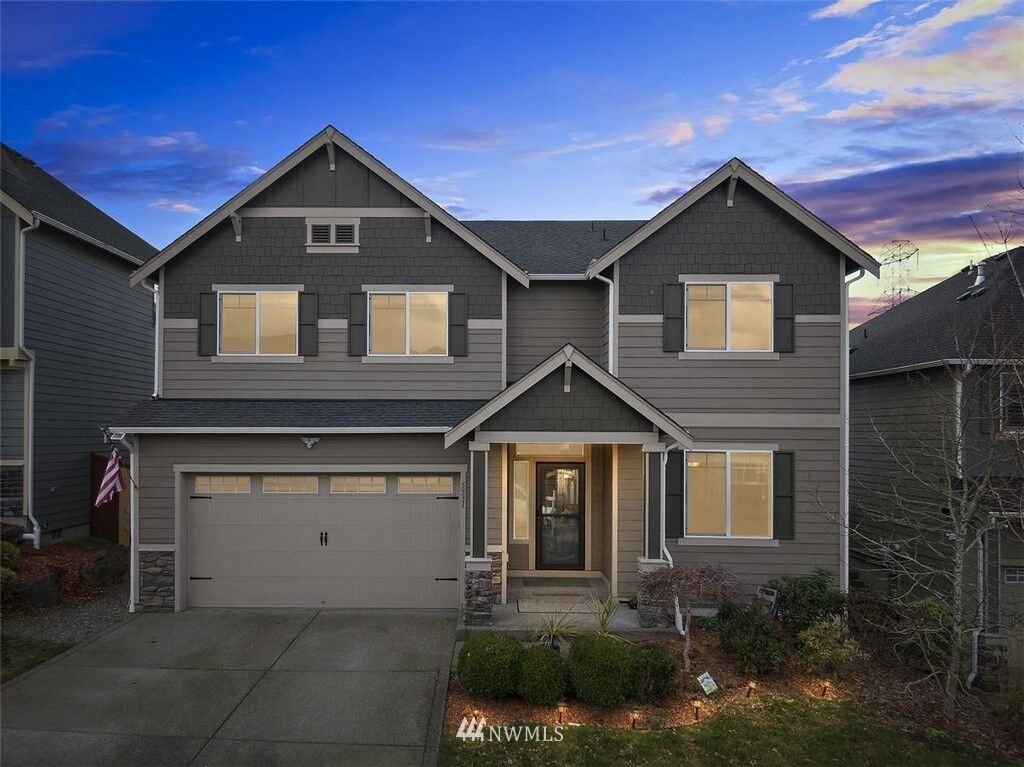 Property Photo:  5531 Charlotte Avenue SE  WA 98092 