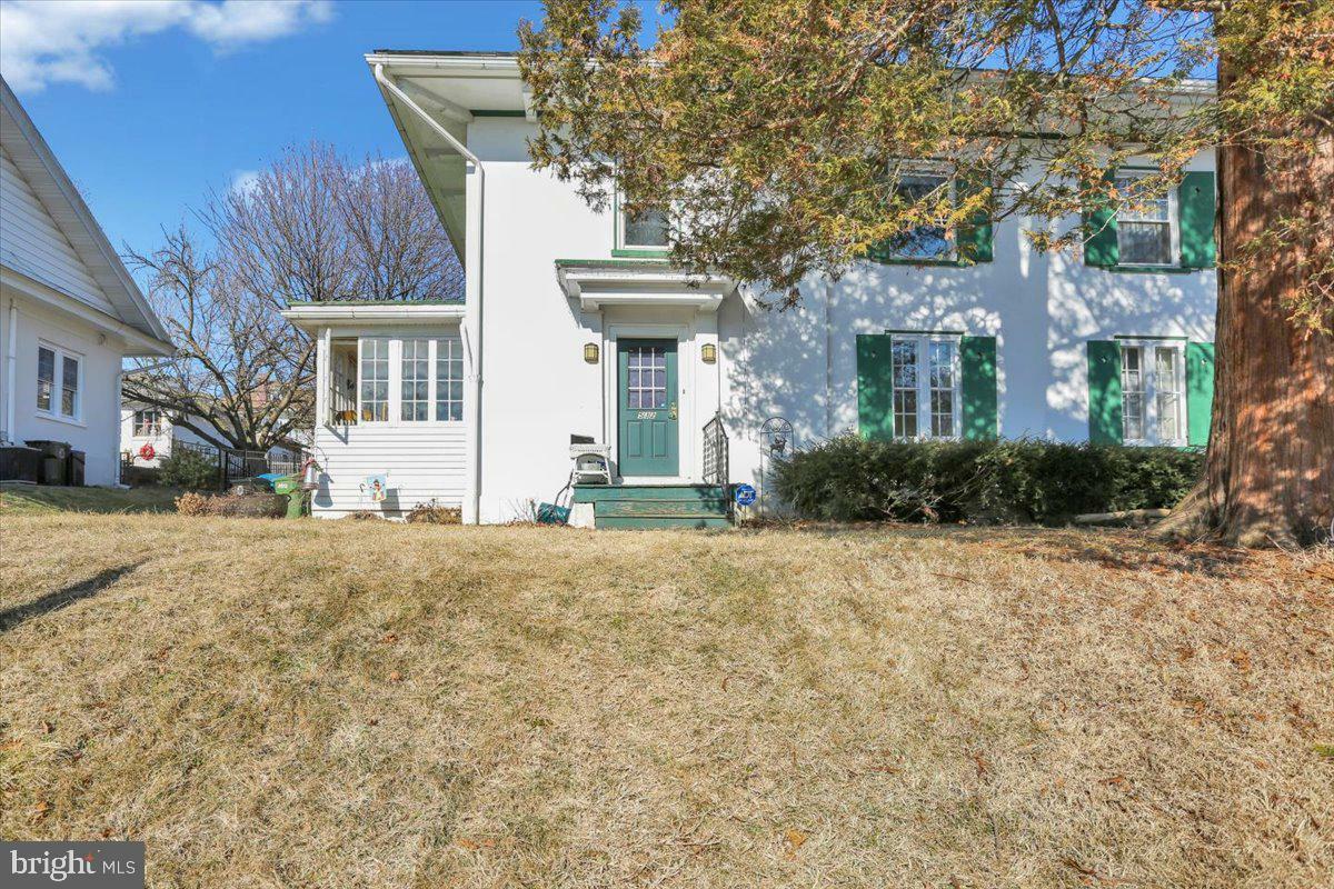 Property Photo: 532 N 25th Street PA 19606