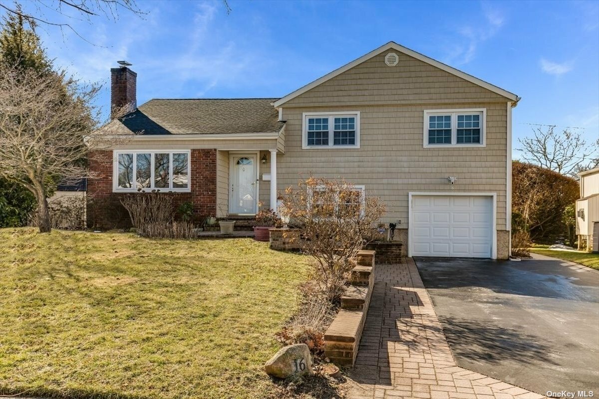 Property Photo:  16 Birch Lane  NY 11803 