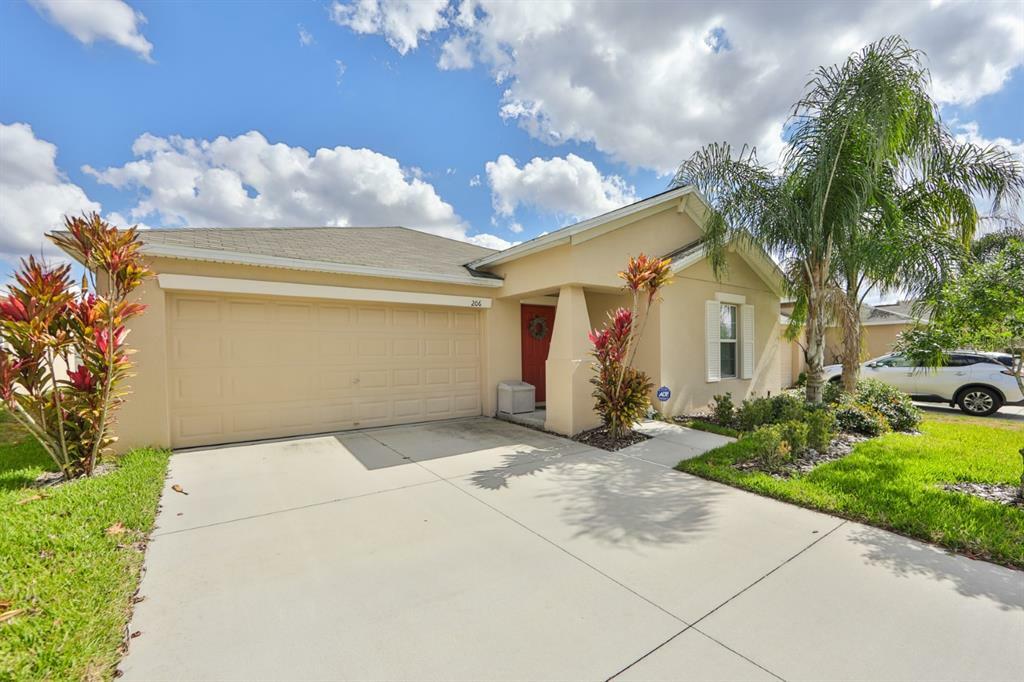 Property Photo:  206 Archcliffe Point Place  FL 33527 