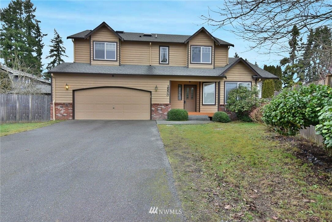 Property Photo: 16600 Spruce Way WA 98037