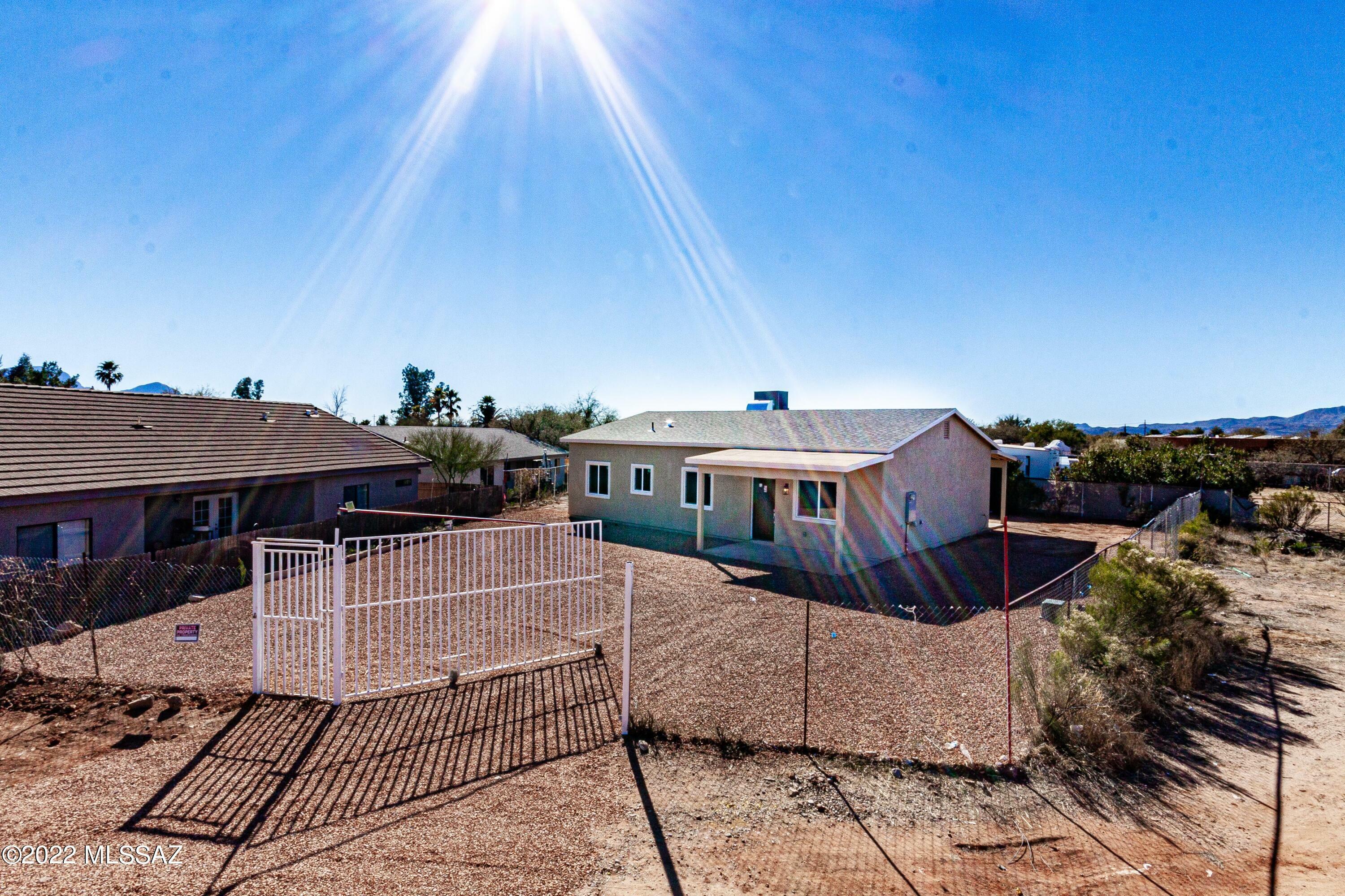 Property Photo: 15715 N Starboard Drive AZ 85739