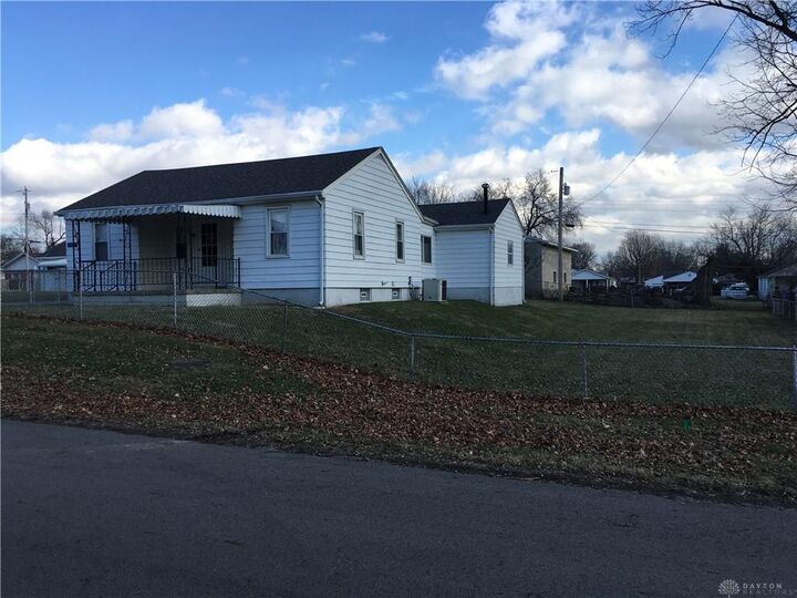 512 Tyron Avenue  Riverside OH 45404 photo