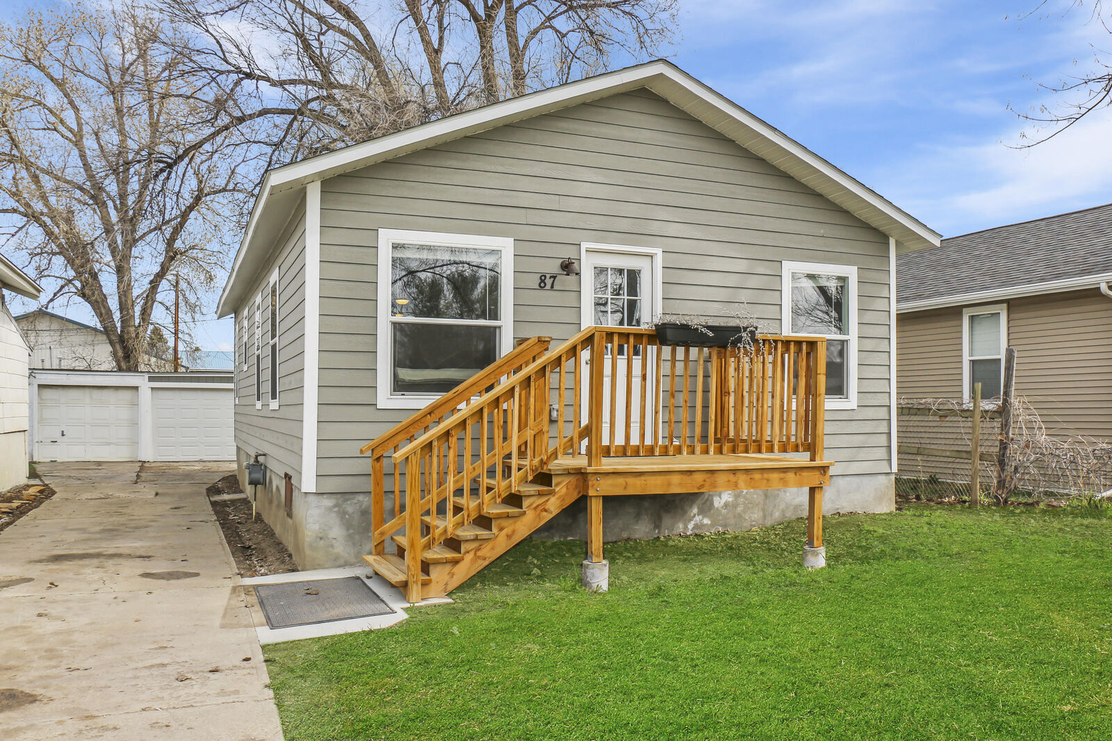 Property Photo: 87 E 8th Street WY 82801