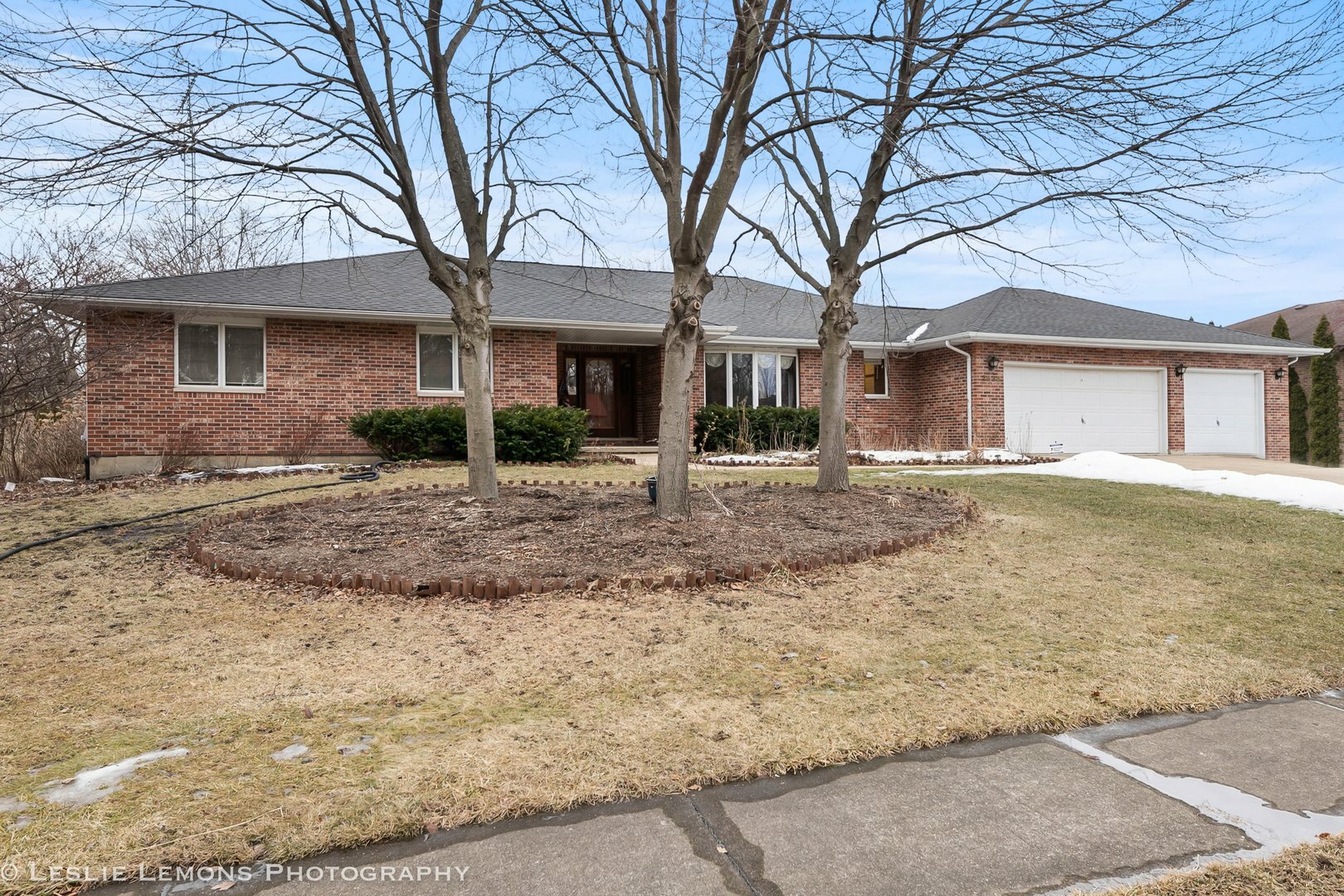 Property Photo:  2838 Greenwood Acres Drive  IL 60115 