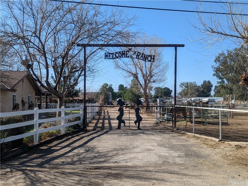 Property Photo:  28760 Green Valley Road  CA 92567 