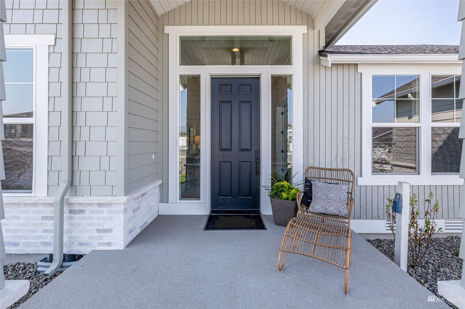 Property Photo: 2606 Paisley Street SE WA 98802