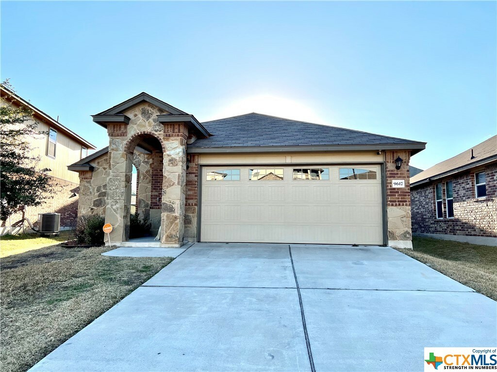 Property Photo:  9617 Raeburn Court  TX 76542 