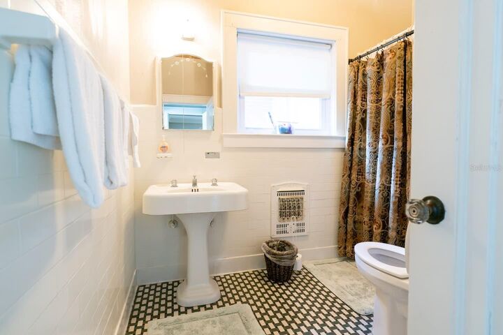 Property Photo: 1200 W Lake Otis Drive SE FL 33880