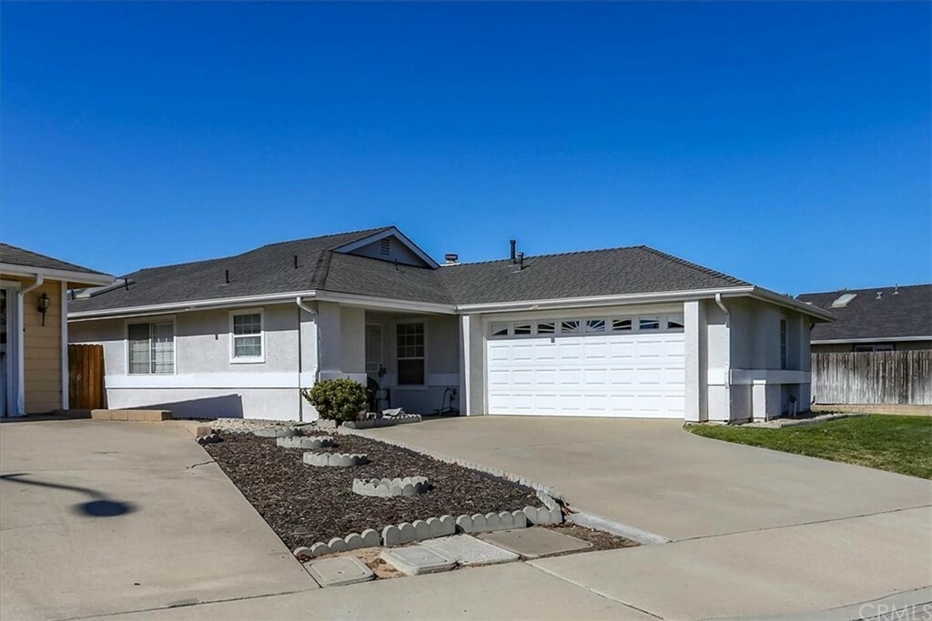 Property Photo:  4205 Morning Ridge Road  CA 93455 