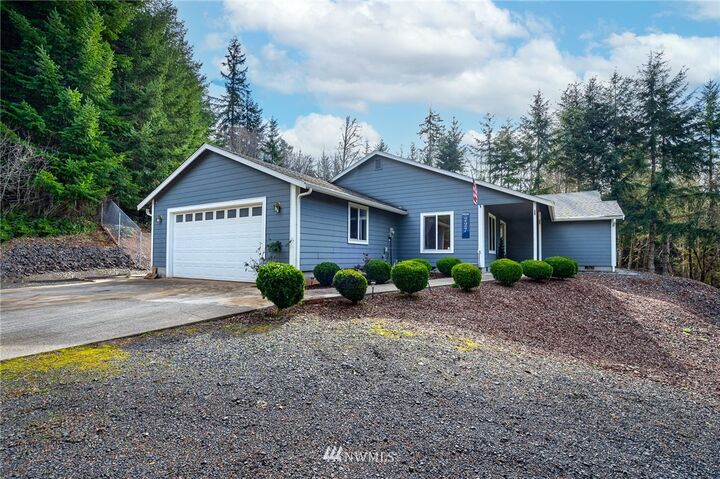 Property Photo: 227 Sholes Drive WA 98532
