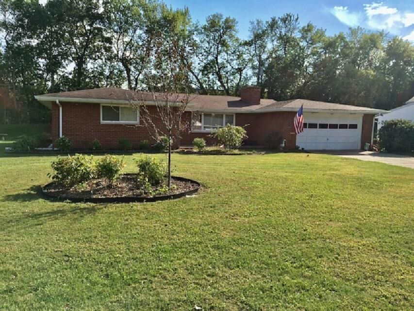 Property Photo:  2811 Reeveston Road  IN 47374 