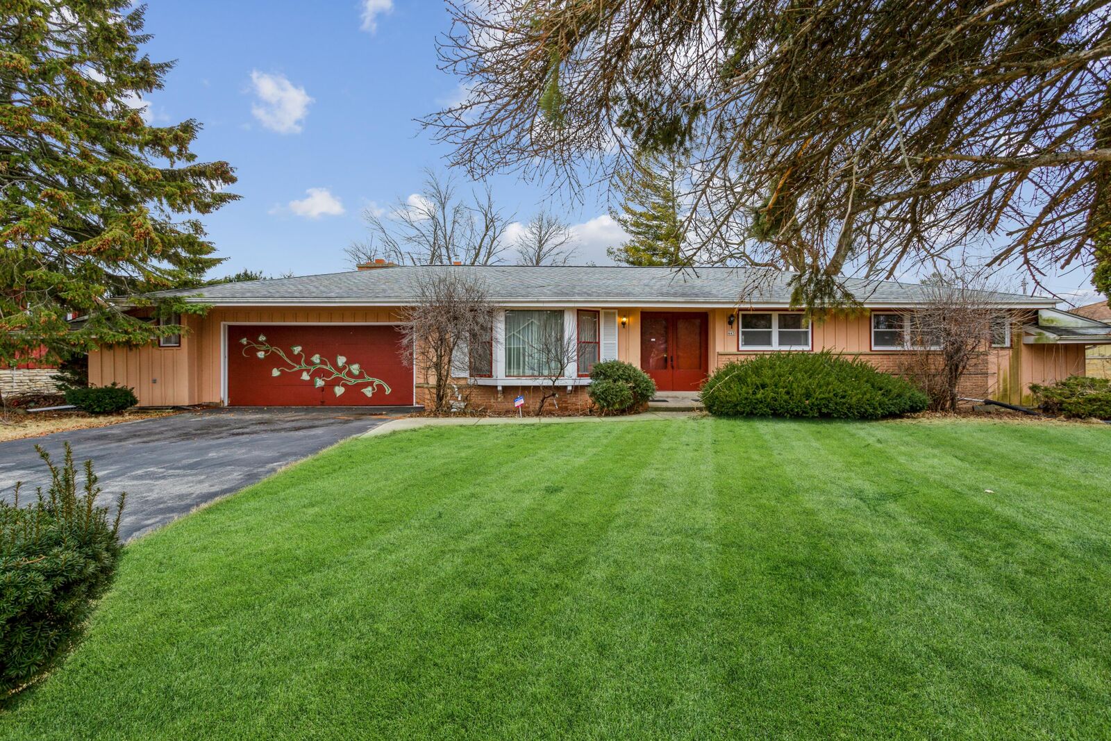 Property Photo: 445 W Luebbe Ln WI 53217