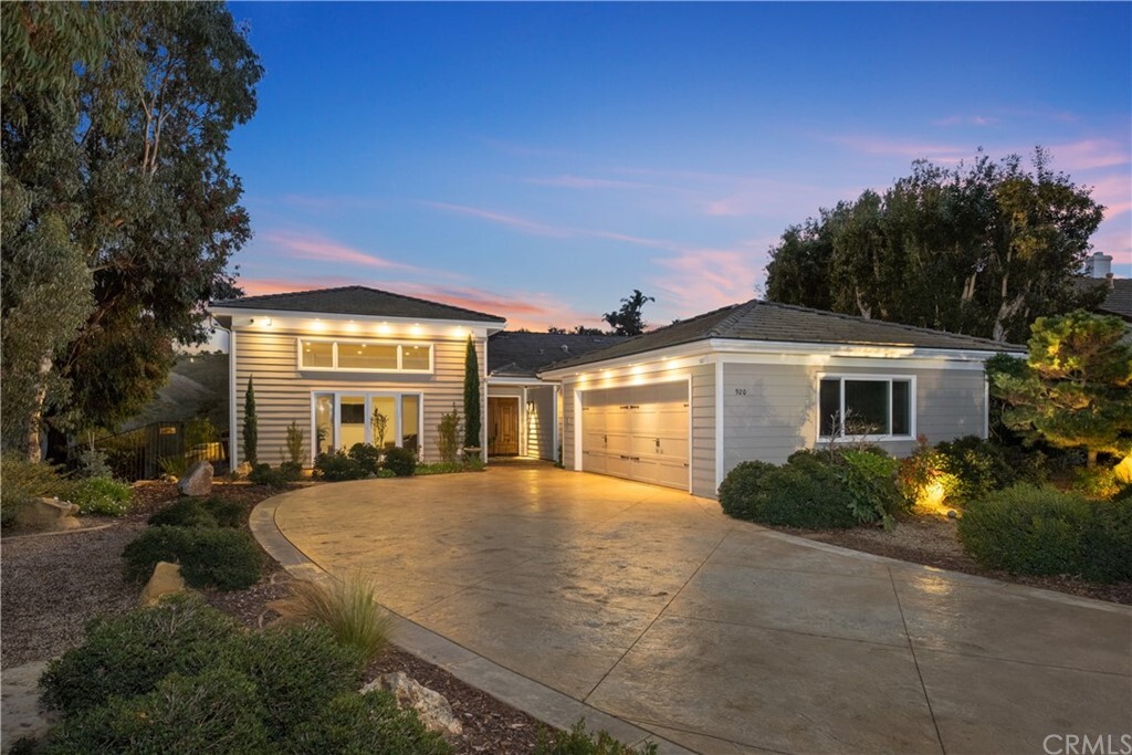 Property Photo: 920 Calle Nuevo CA 92673