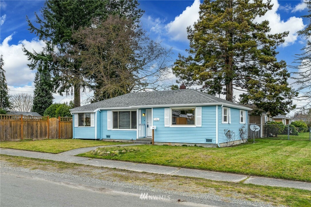 Property Photo:  3701 S 18th Street  WA 98405 