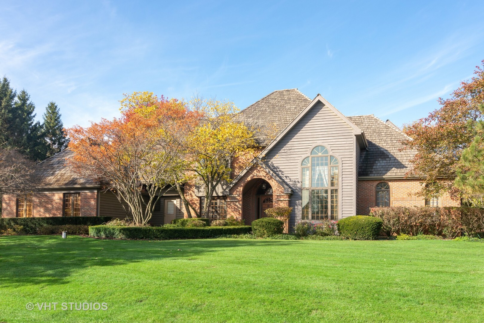 Property Photo: 6605 Cobblestone Lane IL 60047