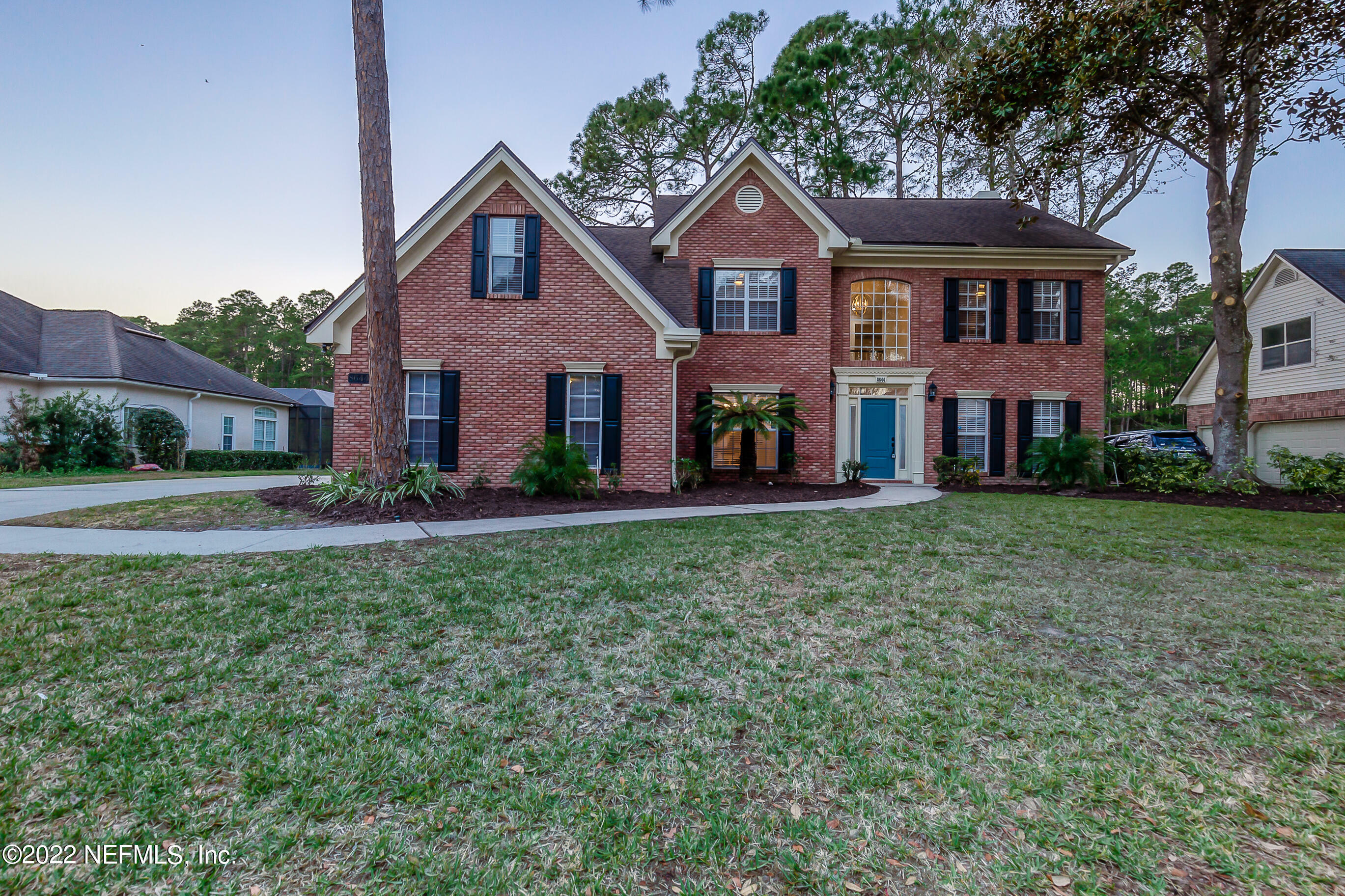 Property Photo: 8644 Hampshire Glen Drive FL 32256