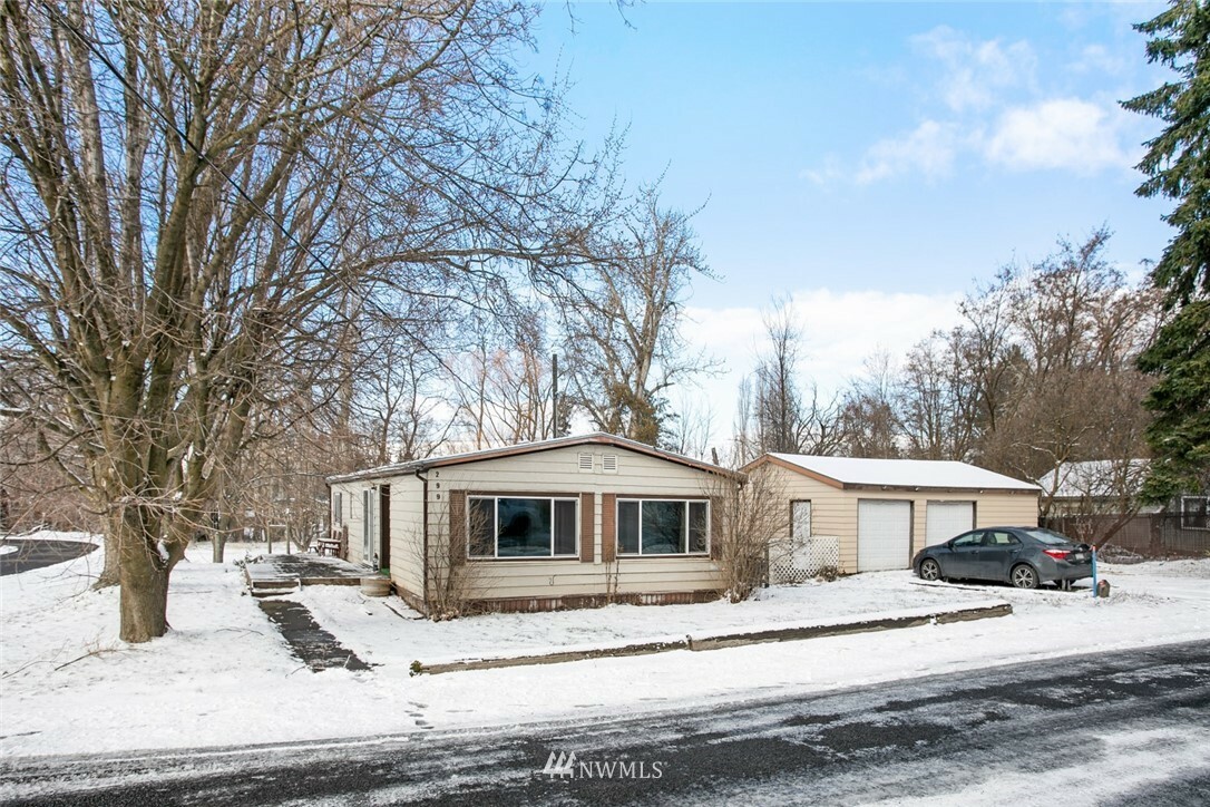 Property Photo: 299 Third Street WA 99329