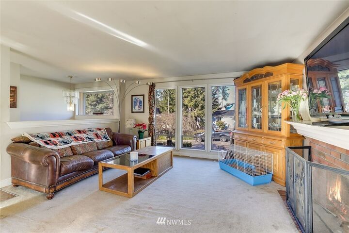 Property Photo: 15215 SE 178th Place WA 98058