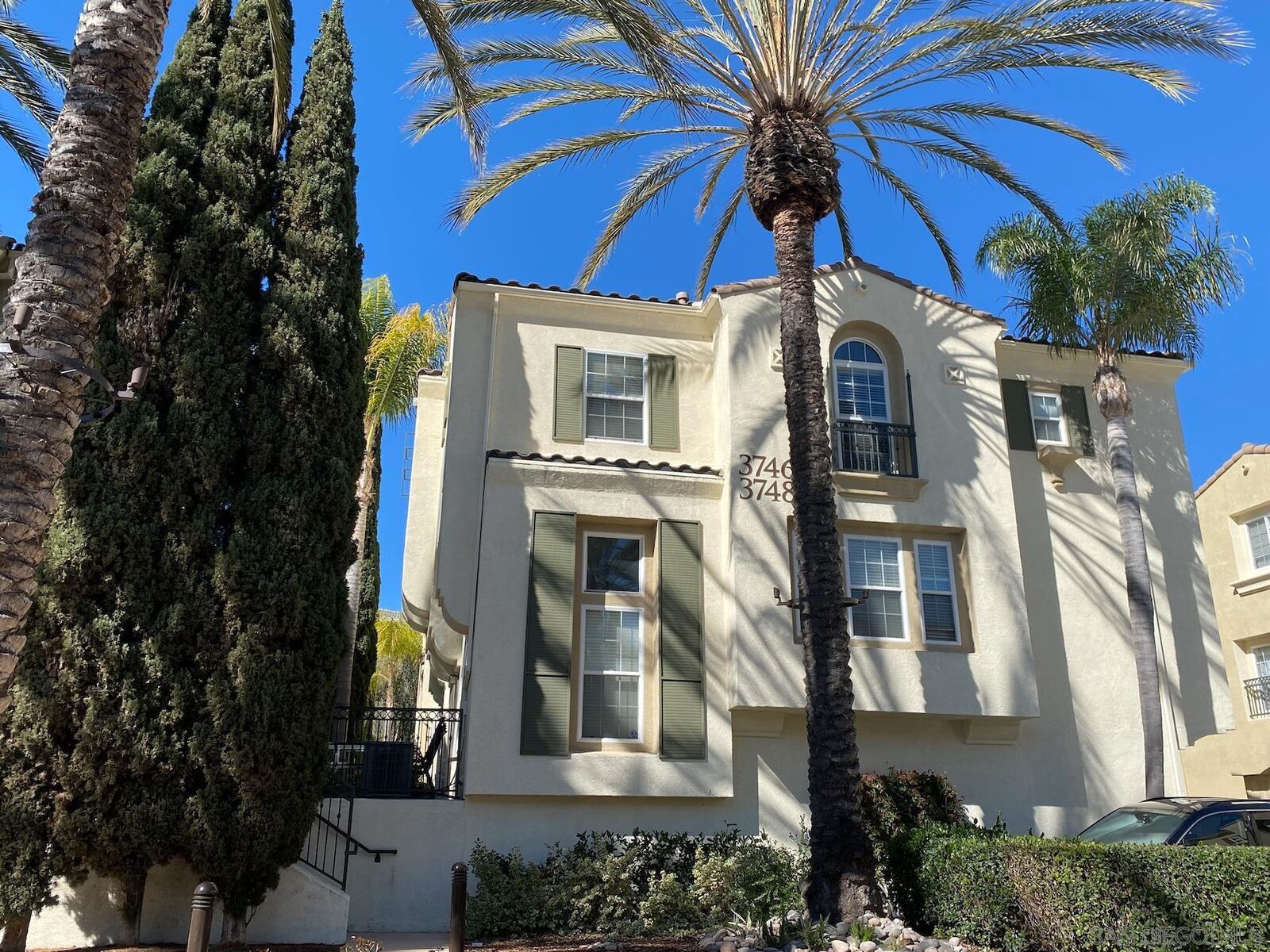 Property Photo:  3746 Mykonos Ln 116  CA 92130 