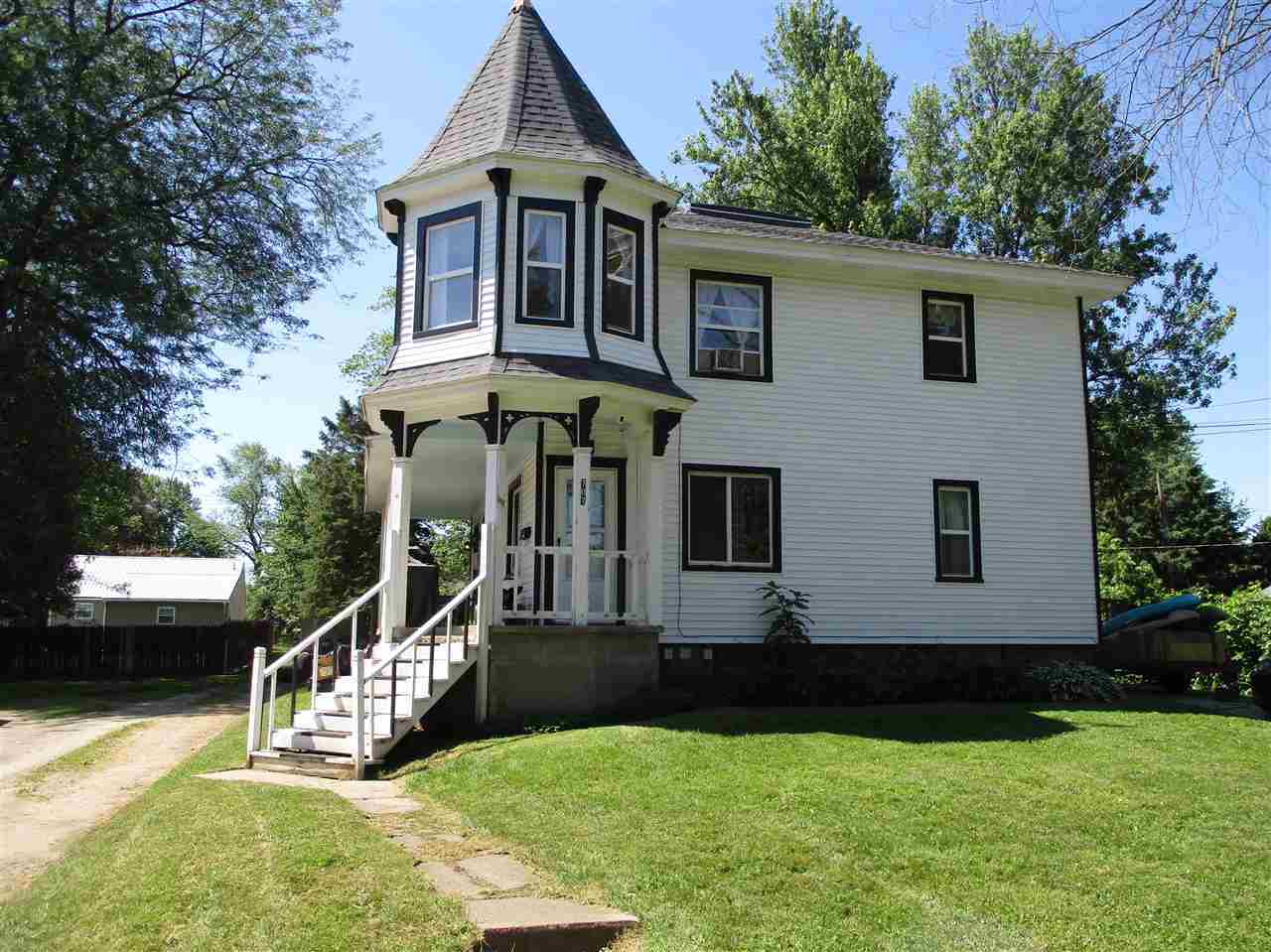707 W Main St.  Durand MI 48429 photo
