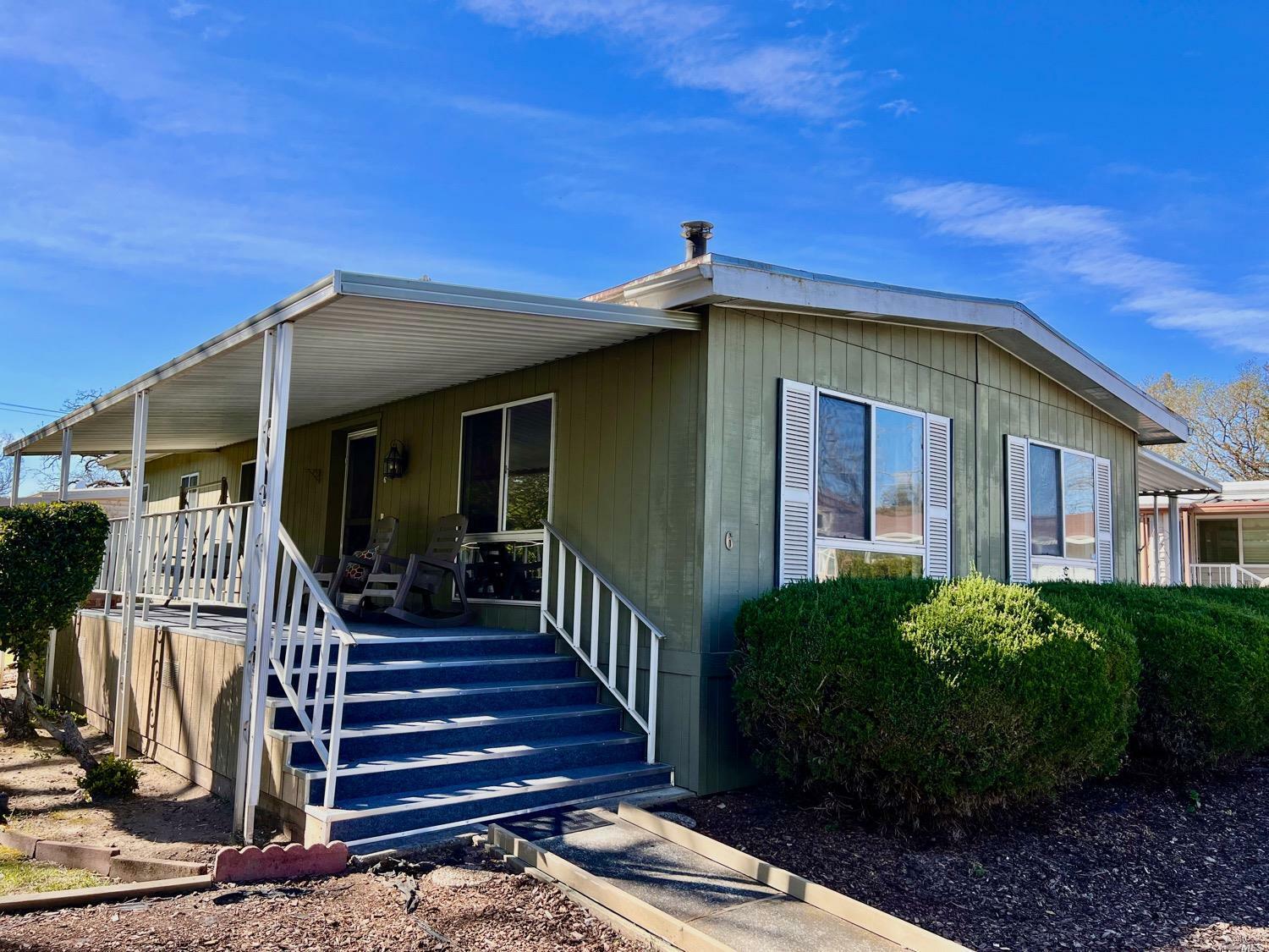Property Photo: 6 Shamrock Circle CA 95403