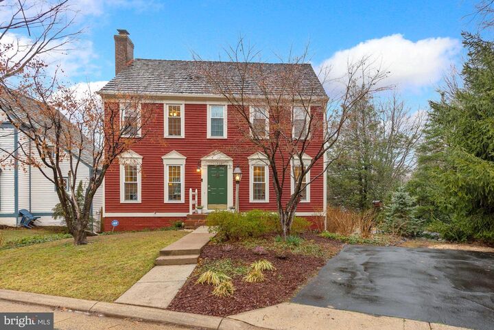 11708 Old Bayberry Lane  Reston VA 20194 photo