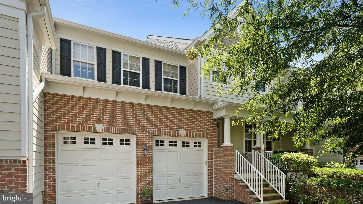 Property Photo: 263 Holcombe Way NJ 08530
