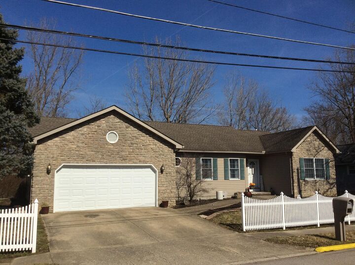 144 Commerce Street  Lockbourne OH 43137 photo