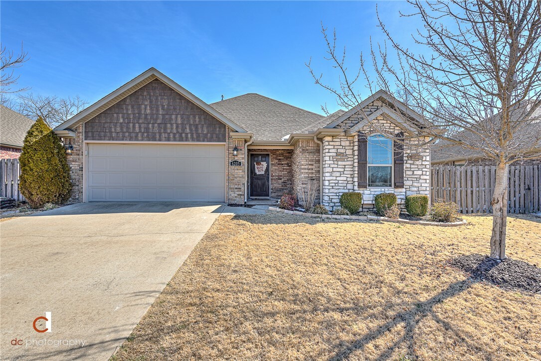 Property Photo:  6205 S 43rd Street  AR 72758 