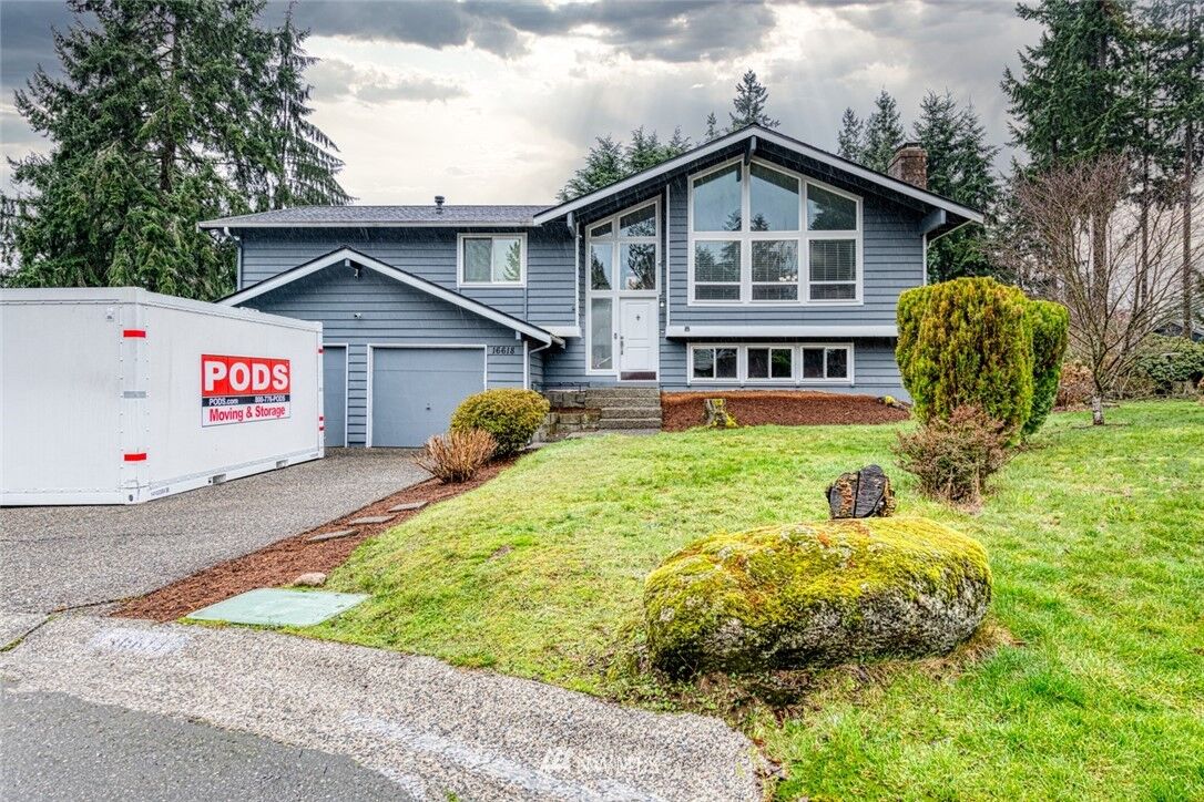 Property Photo:  16618 28th Drive SE  WA 98012 