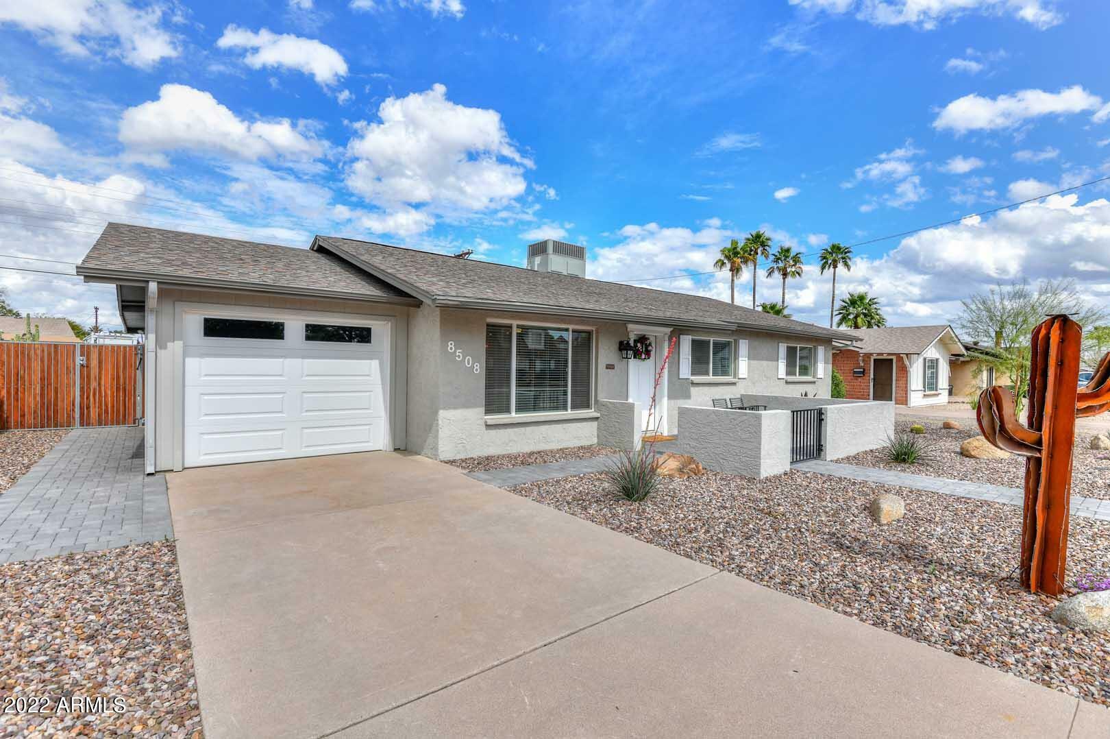 Property Photo:  8508 E Highland Avenue  AZ 85251 