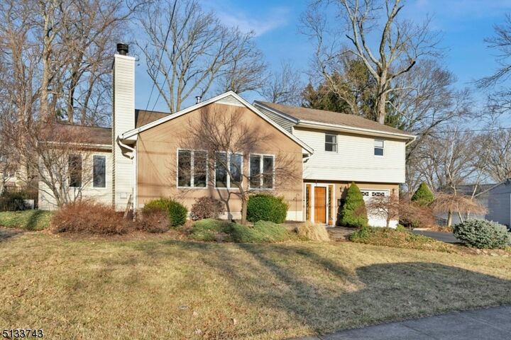 7 Kadel Dr  Roxbury Twp. NJ 07876 photo