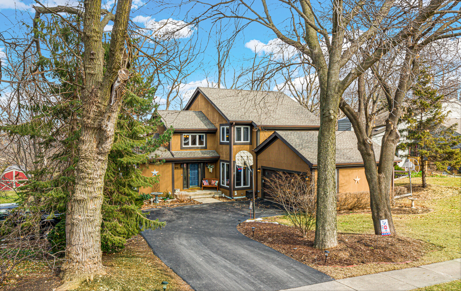 Property Photo: 37 Clayton Avenue IL 60046