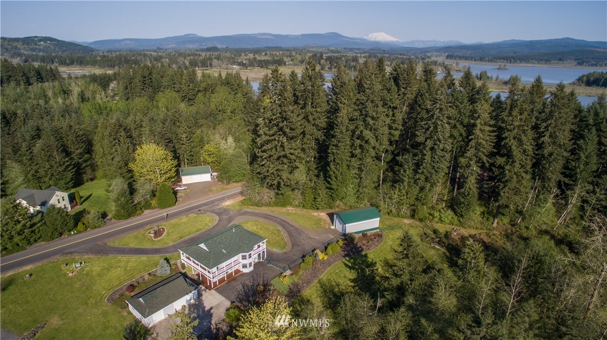 Property Photo:  178 Kerr Road  WA 98645 