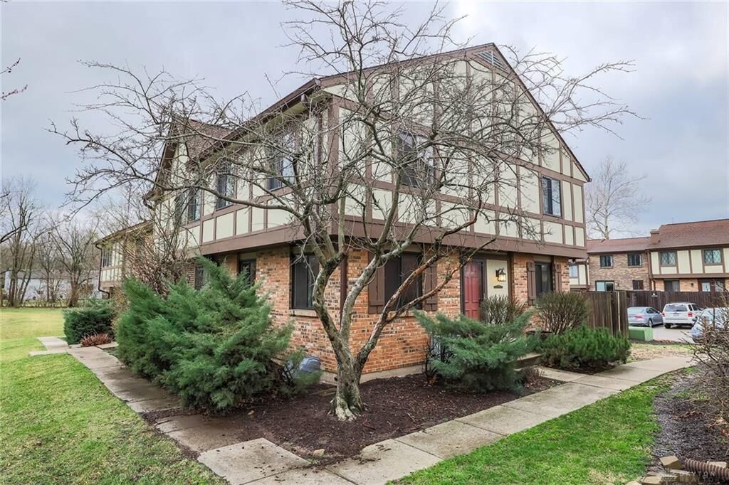 Property Photo: 7622 Thames Court 309 OH 45069