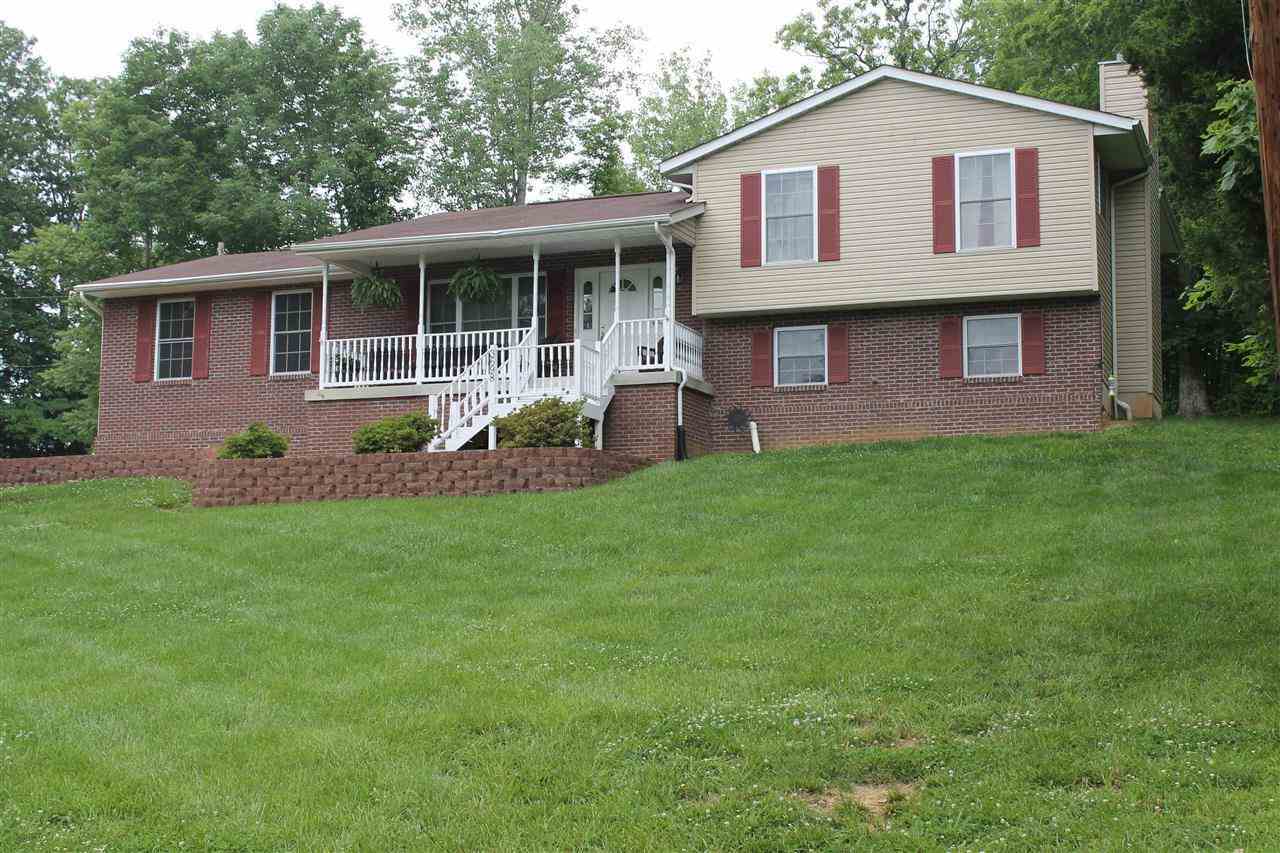 Property Photo: 3698 Doe Valley Parkway KY 40108