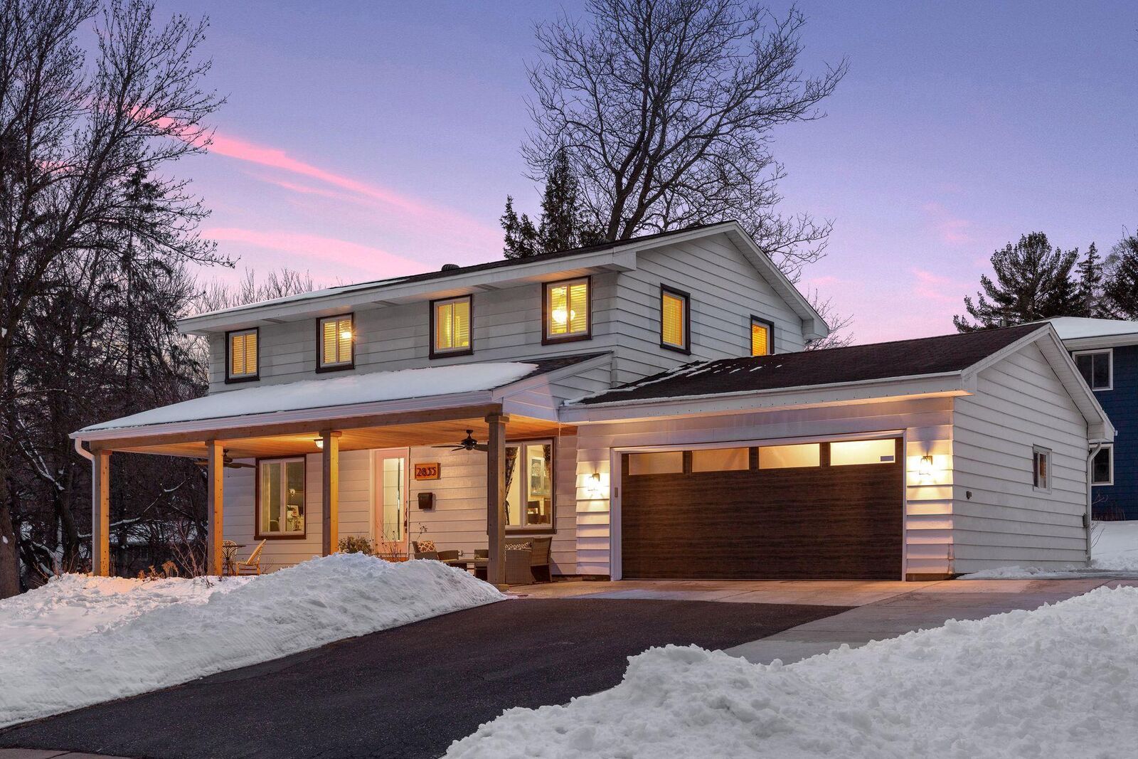 Property Photo:  2835 June Avenue N  MN 55422 